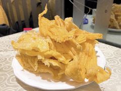 -渝君重庆火锅(嘉宾路店)
