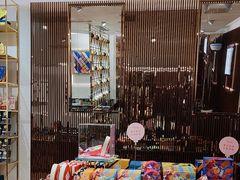 -VENCHI 闻绮(上海佛罗伦萨小镇店)