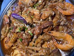 -徐记小怪兽肉蟹煲店(哈西万达金街店)