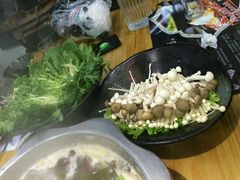 -风情丽江斑鱼火锅(孙家沟西南路80号店)