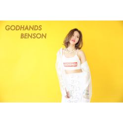 -God Hands发型设计复古会所