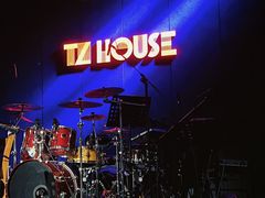 -TZ House音乐现场(茅台店)