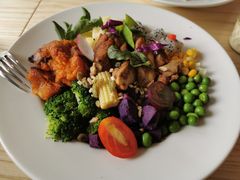 -F+轻食健身赋能空间(中华北路国贸商场店)