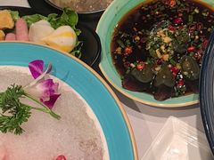 -泓炙颐凤鲜海鲜火锅料理(桐乡店)