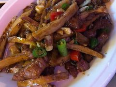 -六福烧烤酒馆(秦隆步行街店)