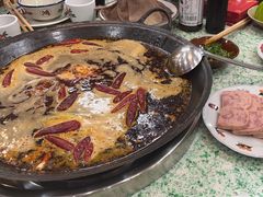 -鸿姐老火锅(疁城新天地店)