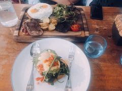 -植物园哈利亚餐厅