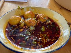 虎皮鹌鹑蛋-拈签一笑黄牛肉辣卤串串