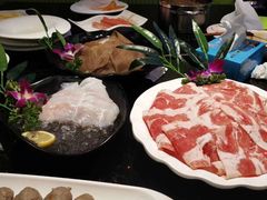 -唯爱KTV聚会餐厅(仙林东城汇店)