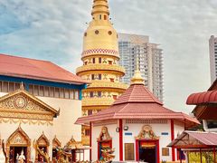 -槟城泰国卧佛寺