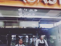 -ROAST coffee & eatery