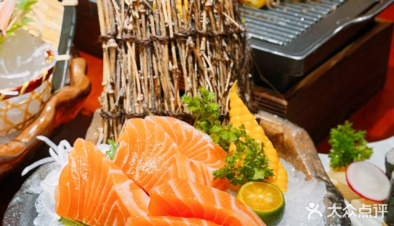 魔都打卡🆕新地标‼️伊秀惊世料理来周浦！还有1元抢寿司🍣