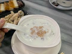 -黄师奶甜品店