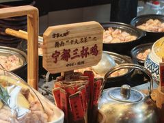 -客家大院·非遗赣南客家菜(郁孤台店)