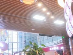 大堂-奈雪的茶(青岛卓悦里INTOWN店)