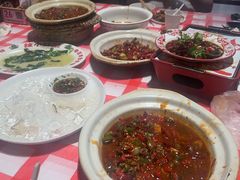 -辣小鲜·南昌大排档(船山路店)