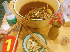 -拈签一笑黄牛肉辣卤串串