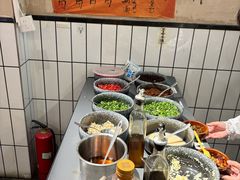 -黔有有贵州酸汤夺夺粉火锅(五味十字店)