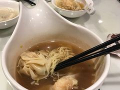 -新大咀港式茶餐厅(宝山万达店)