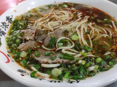 -牛一嘴·兰州牛肉面·大盘鸡(财富中心店)