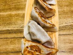 -新梅华·茶点餐厅(石路国际商城店)