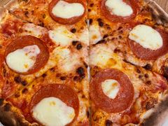 -城市大道红炉披萨烘焙坊