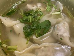 鸡汤荠菜鲜肉混沌-京城小江南·北京烤鸭·江南土菜·白鱼(中关村店)