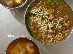 -正宗杨记普洱酸醋米线(总店)