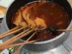 特色麻辣涮肚-三个大叔烤羊肉串·歌手驻唱·碳烤鲜肉(西三旗店)
