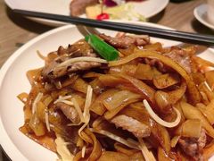 干炒牛河-和苑酒家·一线江景(星寰店)