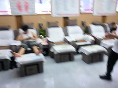 -郑远元专业修脚房·按摩·肉刺·灰指甲(东安路店)