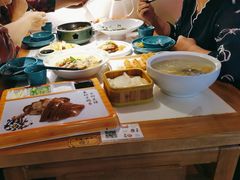 -荷塘秋月·本帮江浙菜(国权路店)