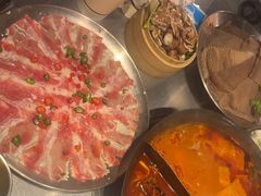 -鹿鸣山草本茶香火锅(园西路店)