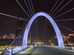 -南京眼步行桥