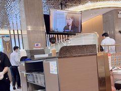 -香港新发烧腊茶餐厅(水围店)