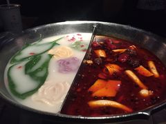 -湊湊火锅·茶憩(新中关购物中心店)