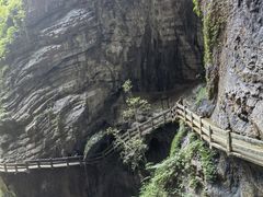 -龙水峡地缝景区