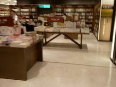 -诚品(信义店)