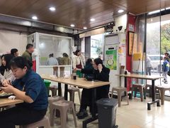 大堂-吃不亏特色包子(三峡广场店)