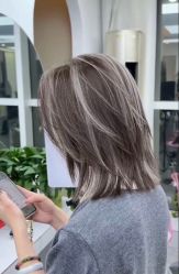 -镁连社·美联社