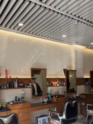 -MARTIN'S BARBER SHOP男士理发馆