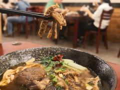 -尊品原汁牛肉面