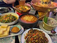 -浩海火燒雲傣家菜(芮欧百货店)