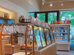 -Dough&Joe团憩(瑞虹天地月亮湾店)