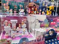 -泡泡玛特POPMART(侨福芳草地店)