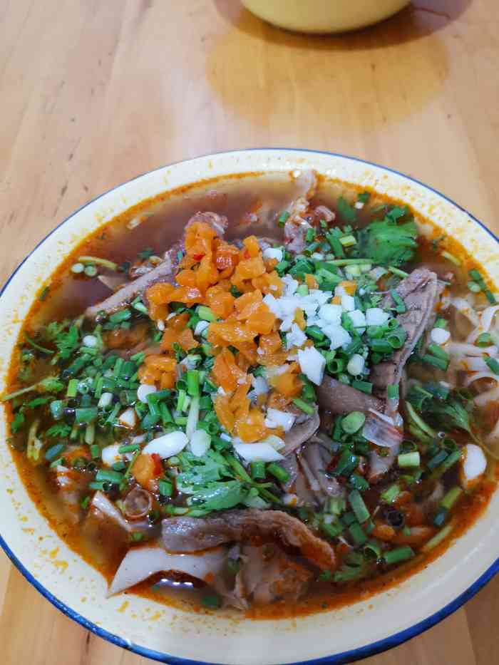 新农叕牛肉面-"宇宙最好吃面窝,不接受反驳.记得第一次吃.