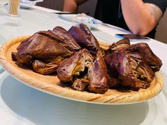 黄泥烧鸽子-燕郊烧鸽子(酷车小镇店)