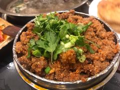 -周老三跷脚牛肉·全牛火锅(非遗传承店)