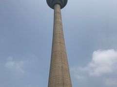 -天塔旋转餐厅