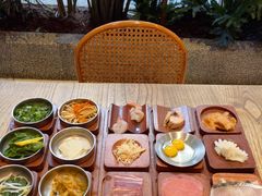 -银米·云南传统过桥米线(双廊黑金冠店)